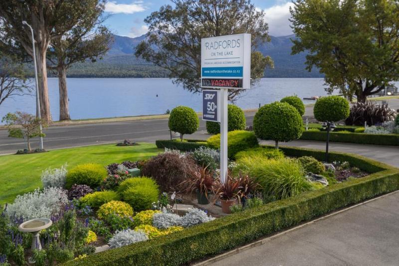 Radfords On The Lake Te Anau Extérieur photo