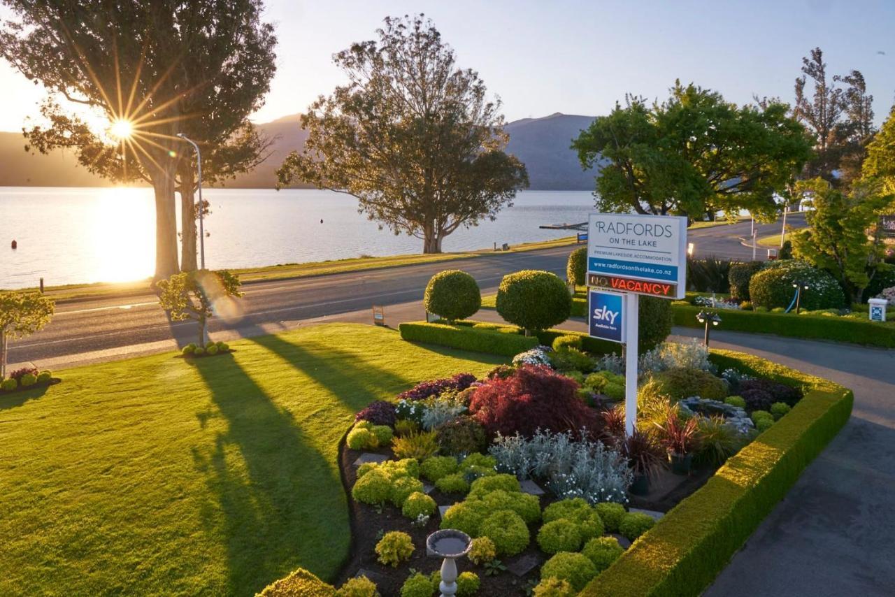 Radfords On The Lake Te Anau Extérieur photo
